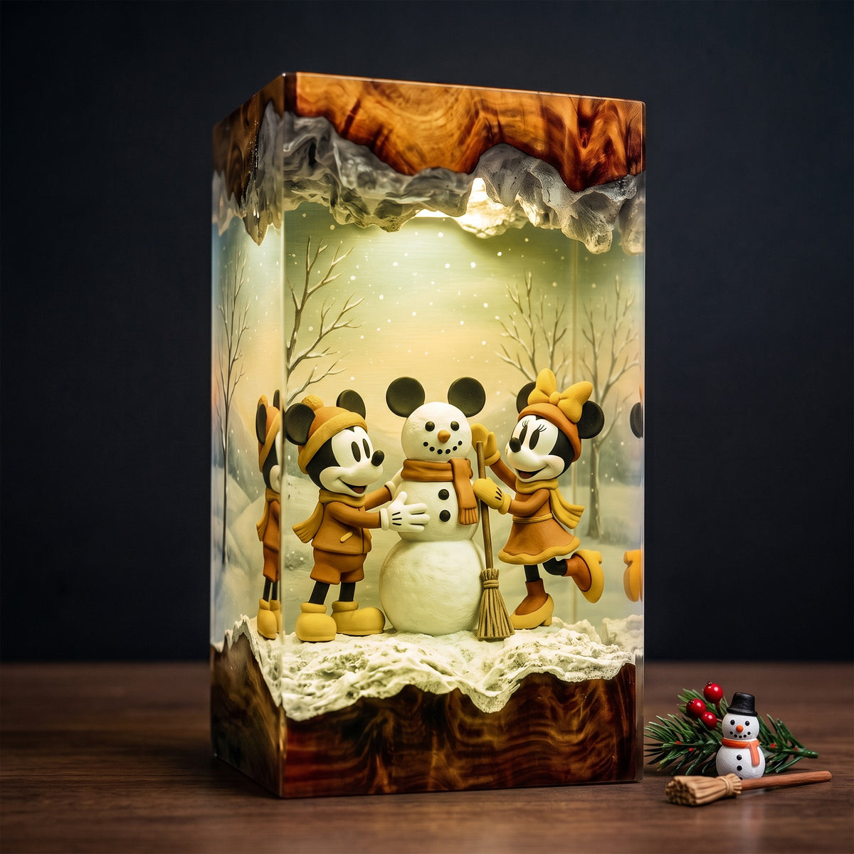 Mickey & Minnie Mouse Building a Snowman Christmas Wood Resin Lamp