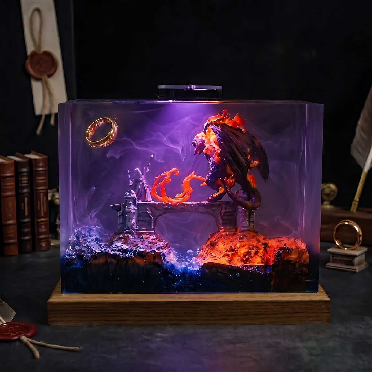 Gandalf Balrog Battle Resin Lamp – LOTR Moria Fantasy Diorama Desk Light
