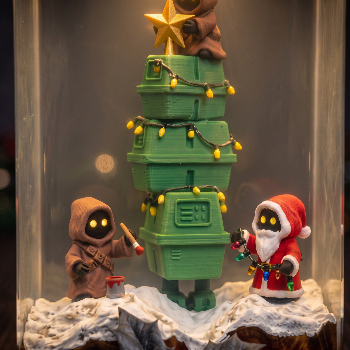 Galactic Holiday Droid Tree Resin Lamp – Tiny Hooded Helpers Decorating a Christmas Tree, Sci Fi Epoxy Diorama Night Light