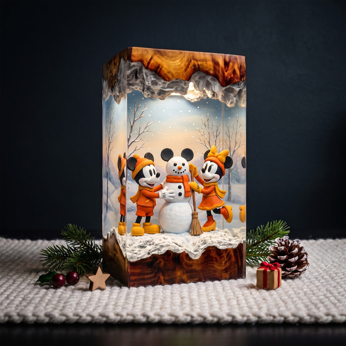 Mickey & Minnie Mouse Building a Snowman Christmas Wood Resin Lamp