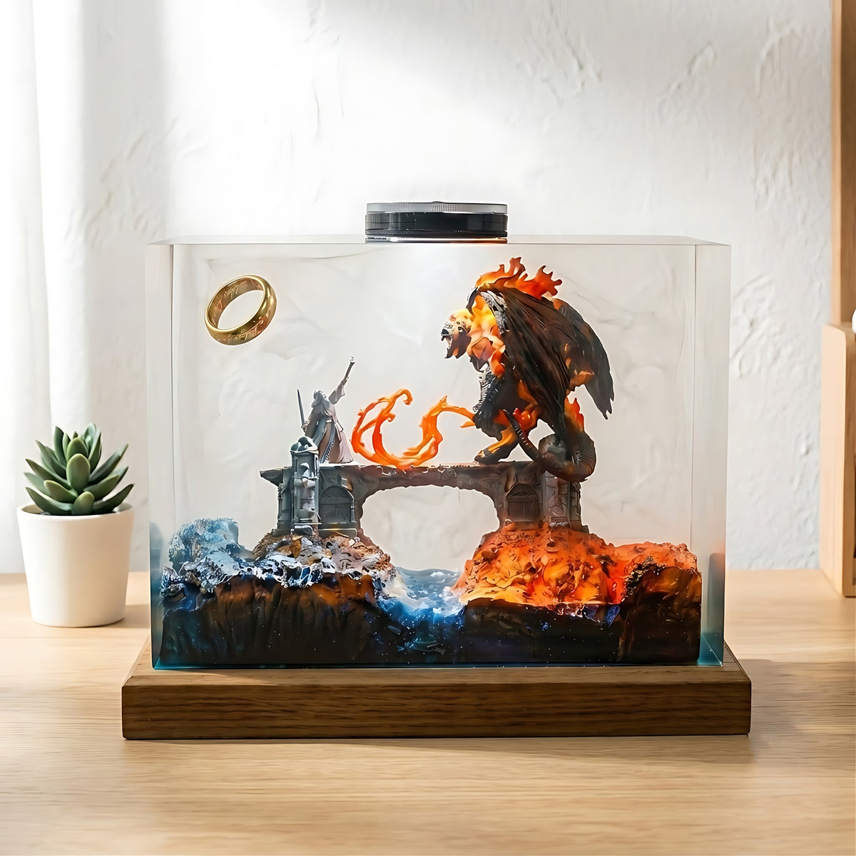Gandalf Balrog Battle Resin Lamp – LOTR Moria Fantasy Diorama Desk Light
